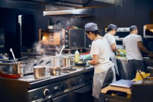 restaurant-kitchen-with-3-chefs-working